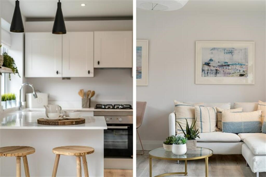 Lounge/ Kitchen