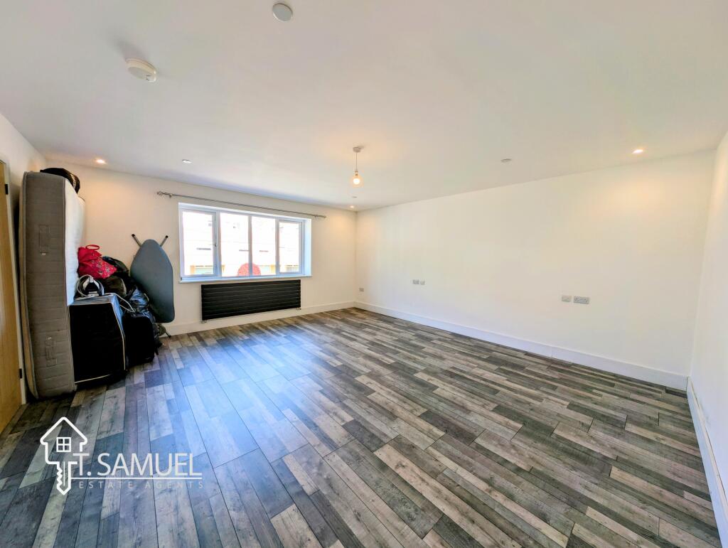 PXL_20250430_145958008~3