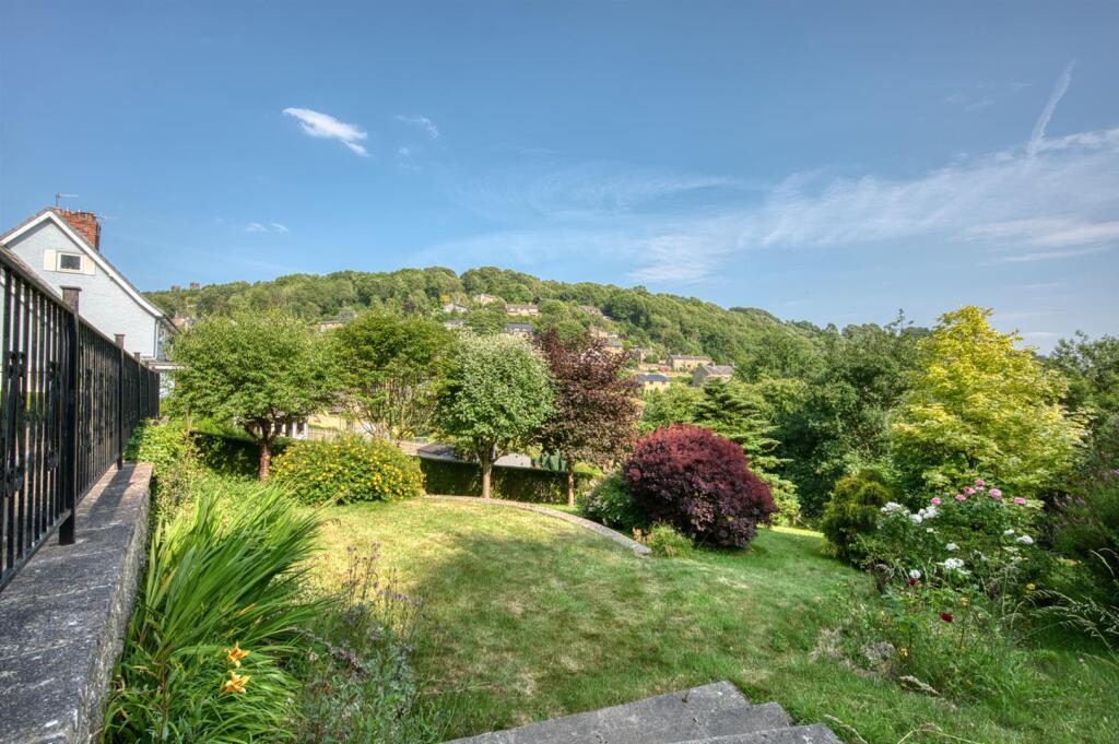Rear Garden from top of steps.jpg