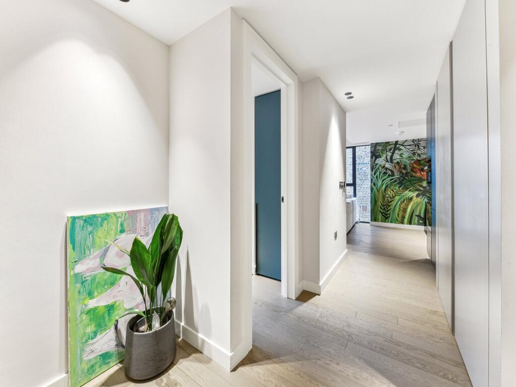 2.02 Parker Street