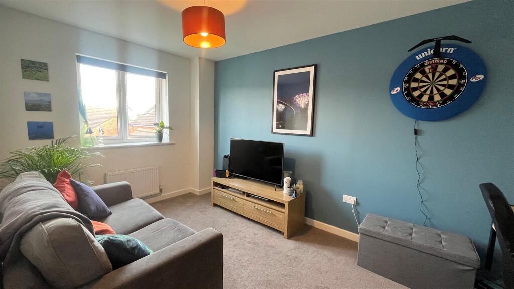 9. Bedroom 3.jpg