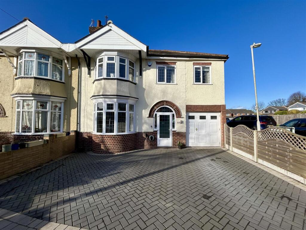Stennels Avenue Halesowen 1.jpg