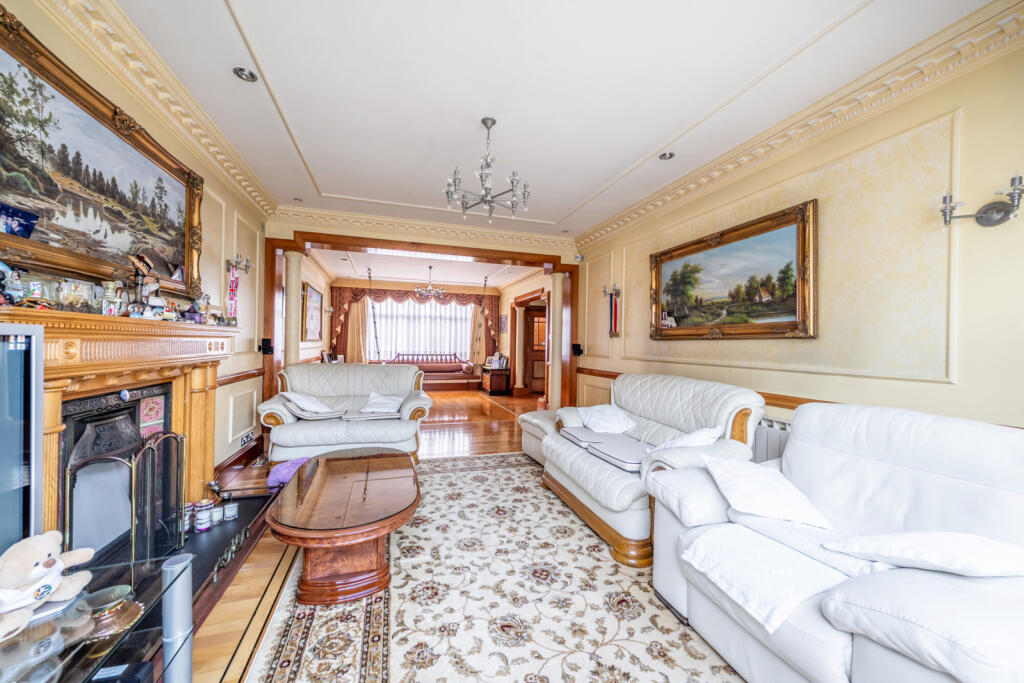 1355329-8-68c8554...