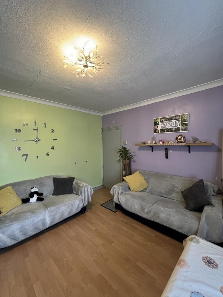 42a630861e578883f344aef5cb080e6e44026fd4_thmb_lg