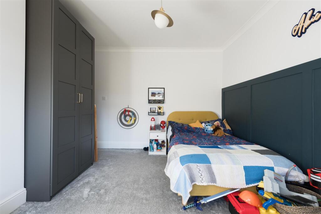 330MiddlewoodRoad(Interior)-19.jpg