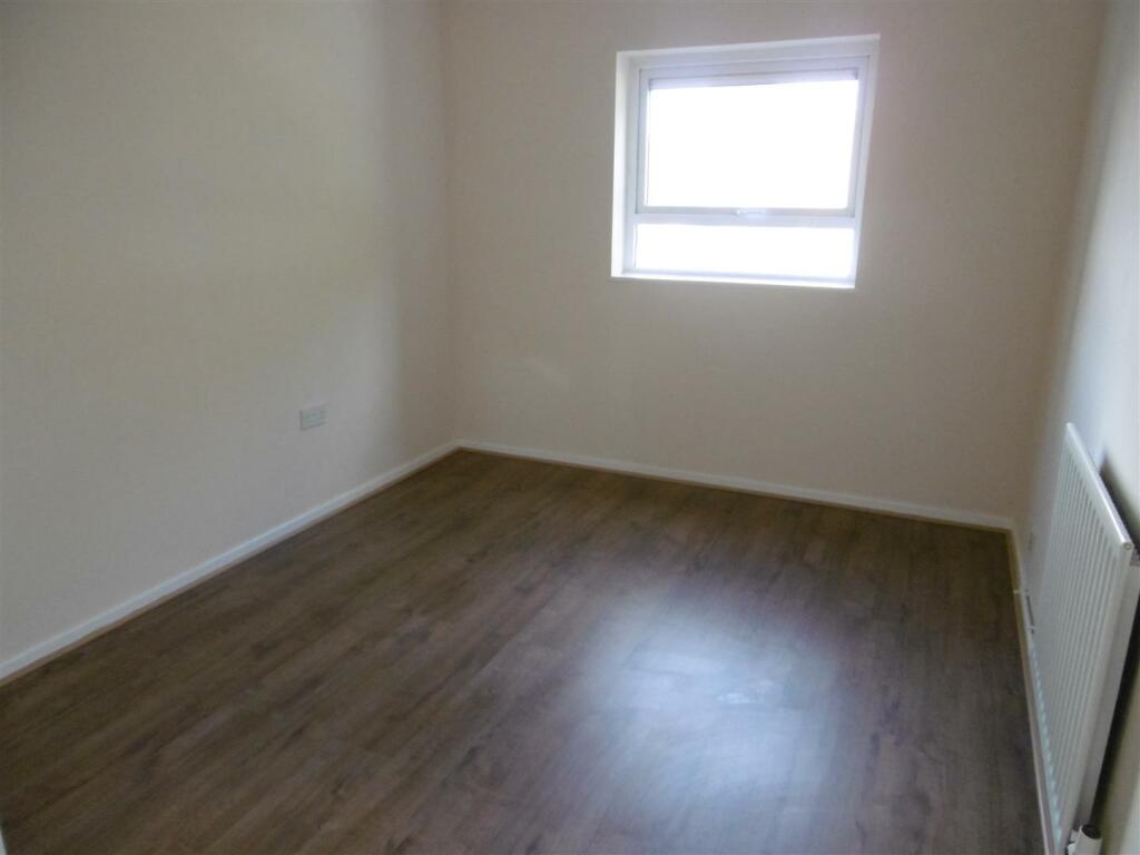 Bedroom.JPG