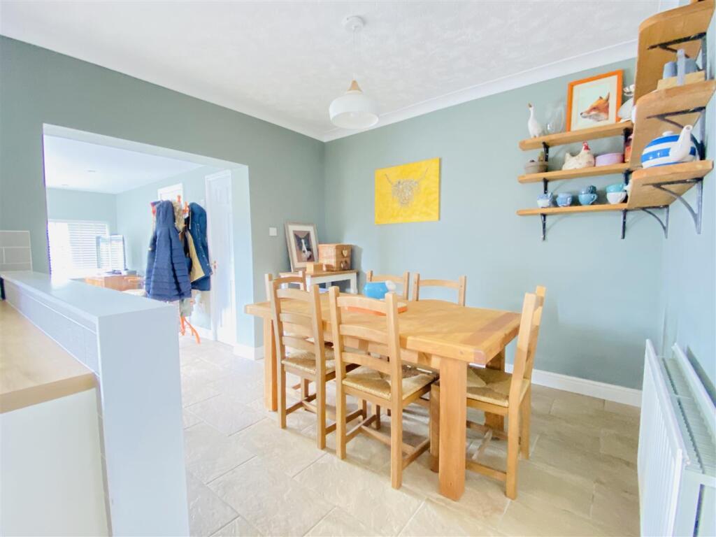 Dining Kitchen