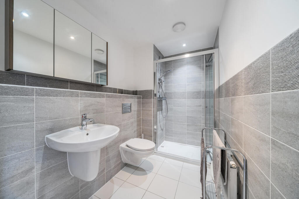 1353253-9-68cbff6...