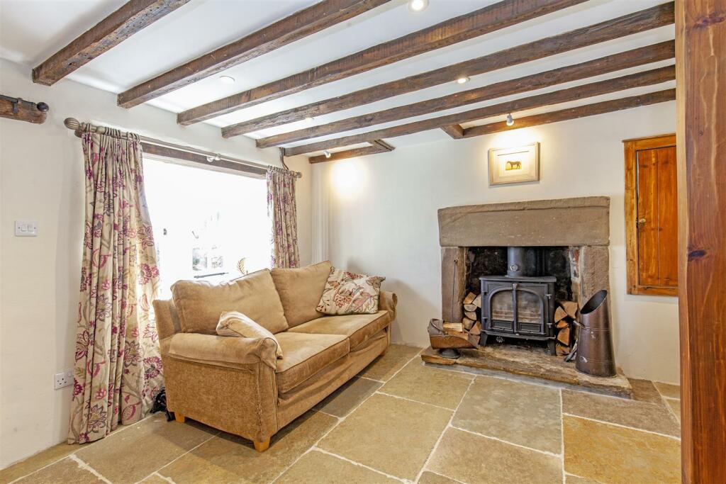 Reception Room-2.jpg