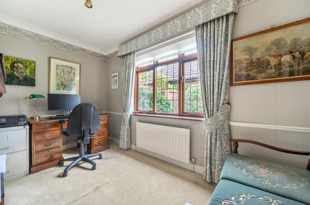 1369036-10-68f20f...