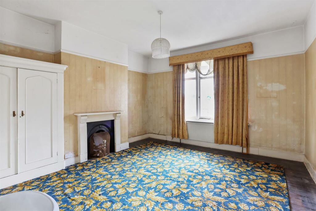 bedroom.jpg
