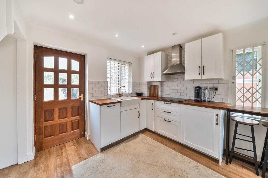 1310049-12-684ad2...