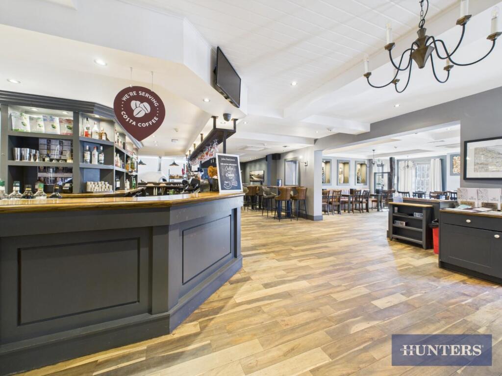 Resort Pub.jpg