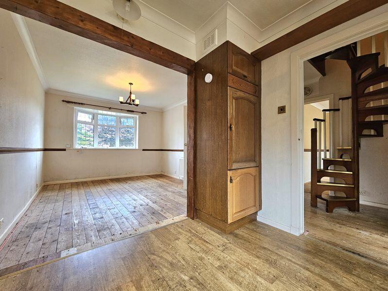 Kitchen into Lounge