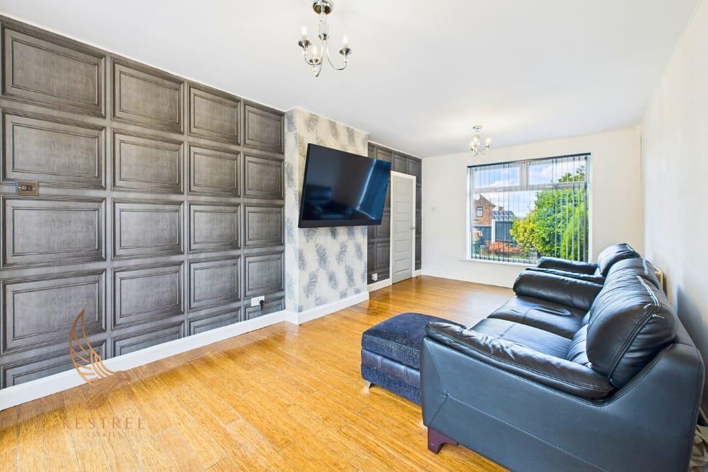 WhatsApp Image 2025-08-29 at 16.25.21 (3).jpeg