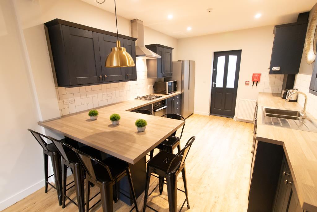 LR Kitchen