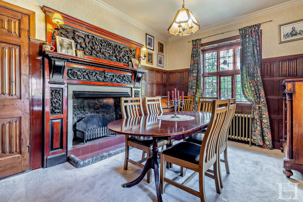 8646346-interiorW...