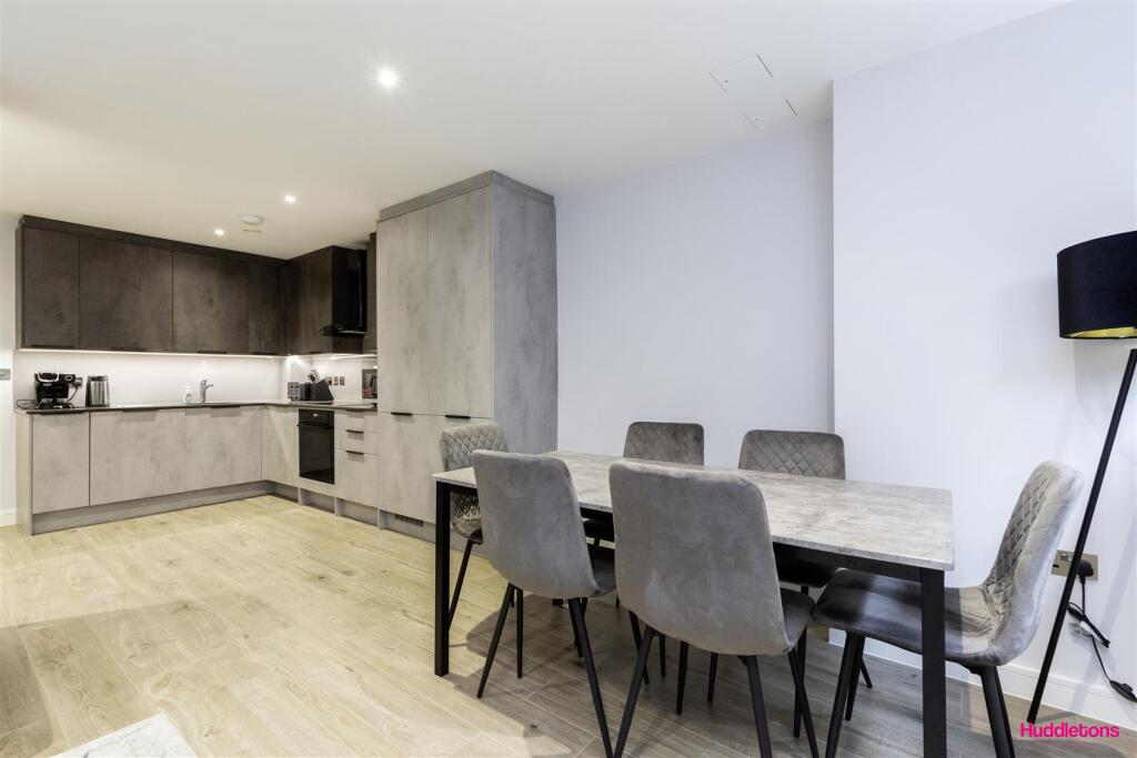 F2 Holecene Court -6.jpg