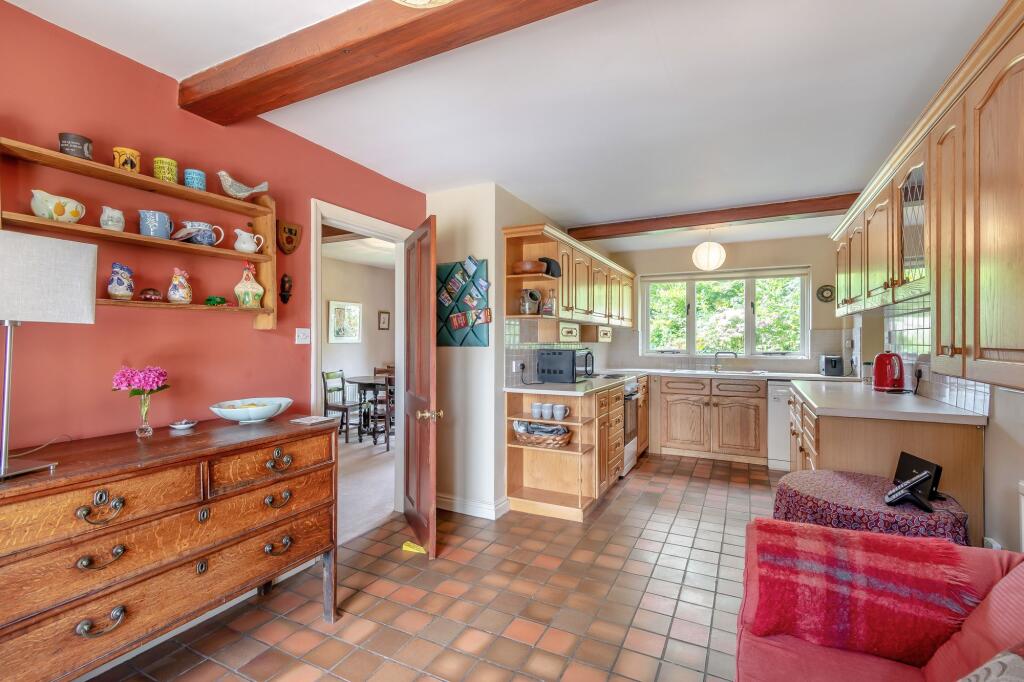 Kitchen / breakfast room
