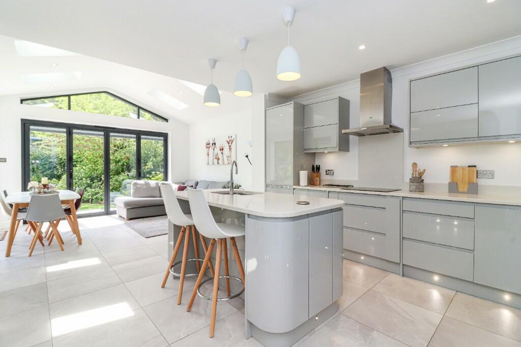 Kitchen/breakfast rm