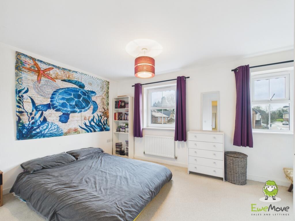 EweMove Estate Agents Basingstoke - Chilworth Way 