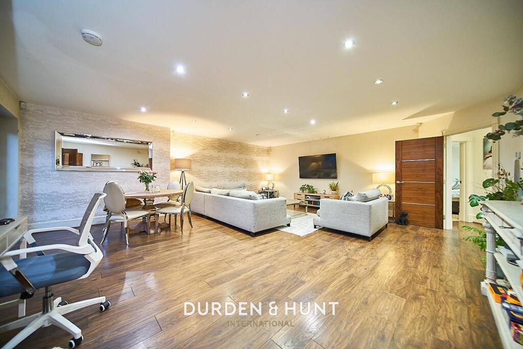 ManorHall 35_result.jpg