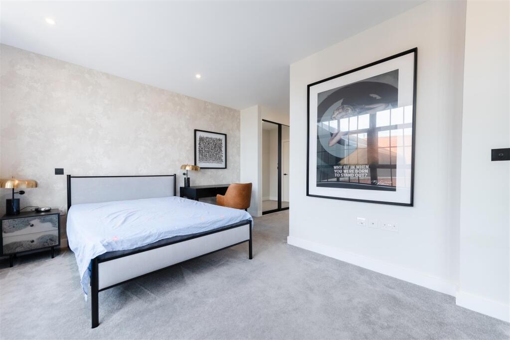 Bedroom 2             .jpg