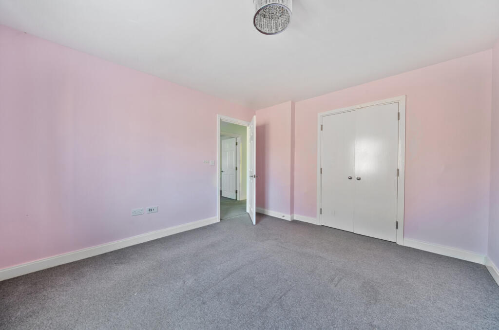 1295630-37-682774...