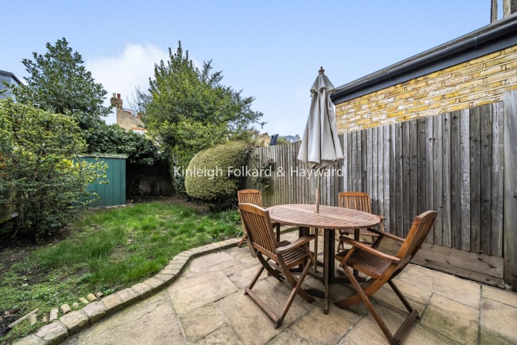 462fb7ae-b015-4e82-8