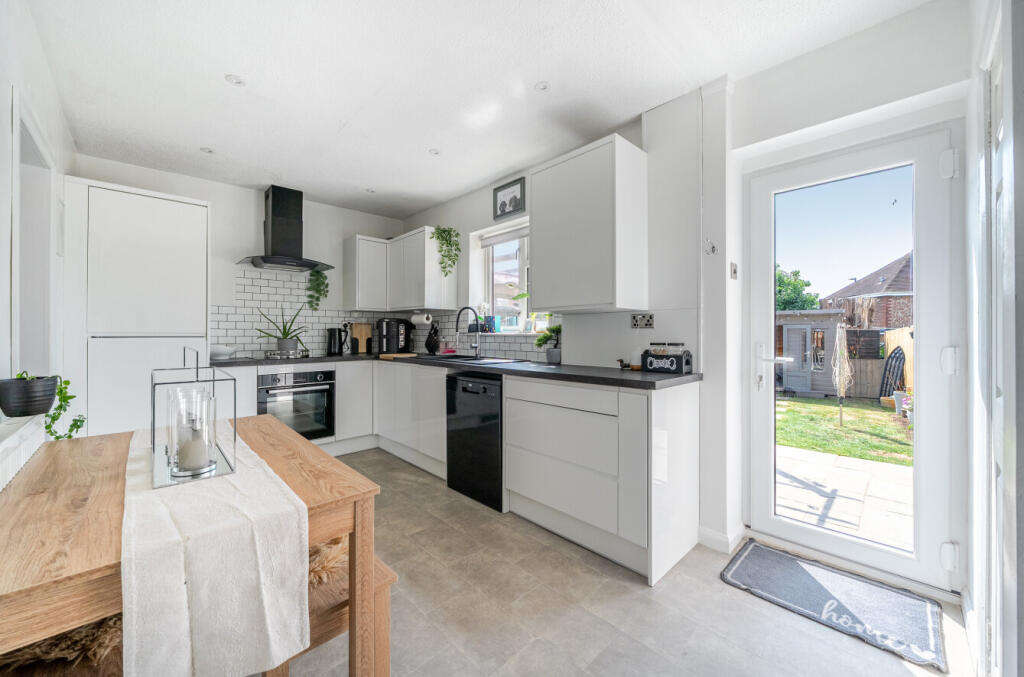 1304071-19-68409fdb4c65c