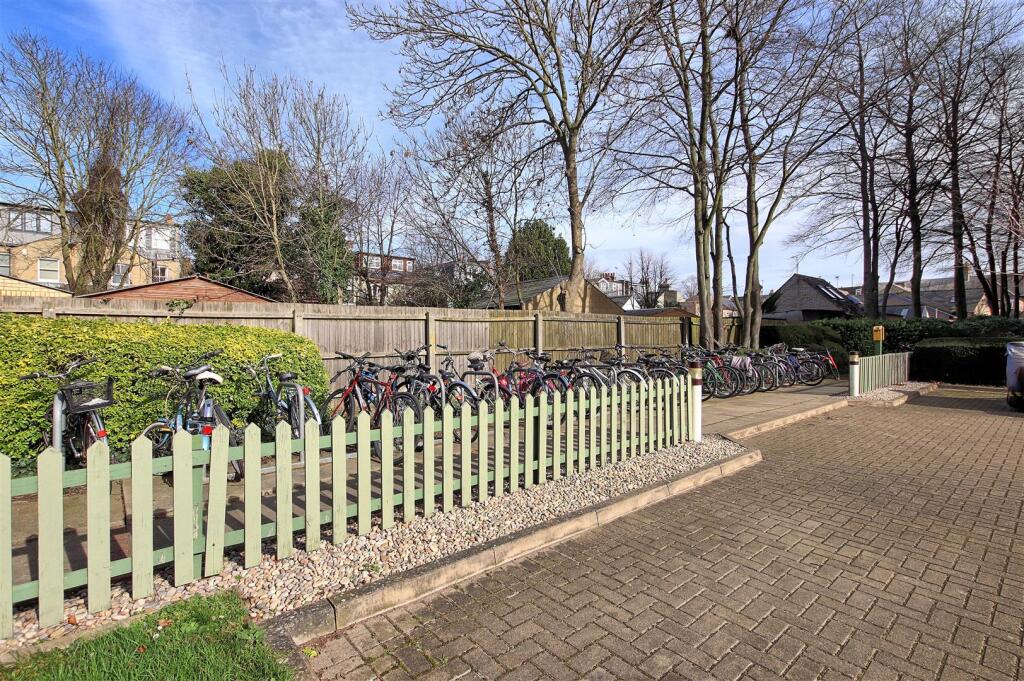 Mayflower House Bike park.jpg