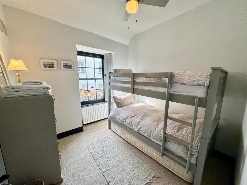 PHOTO-2025-10-11-10-18-39 (8).jpg