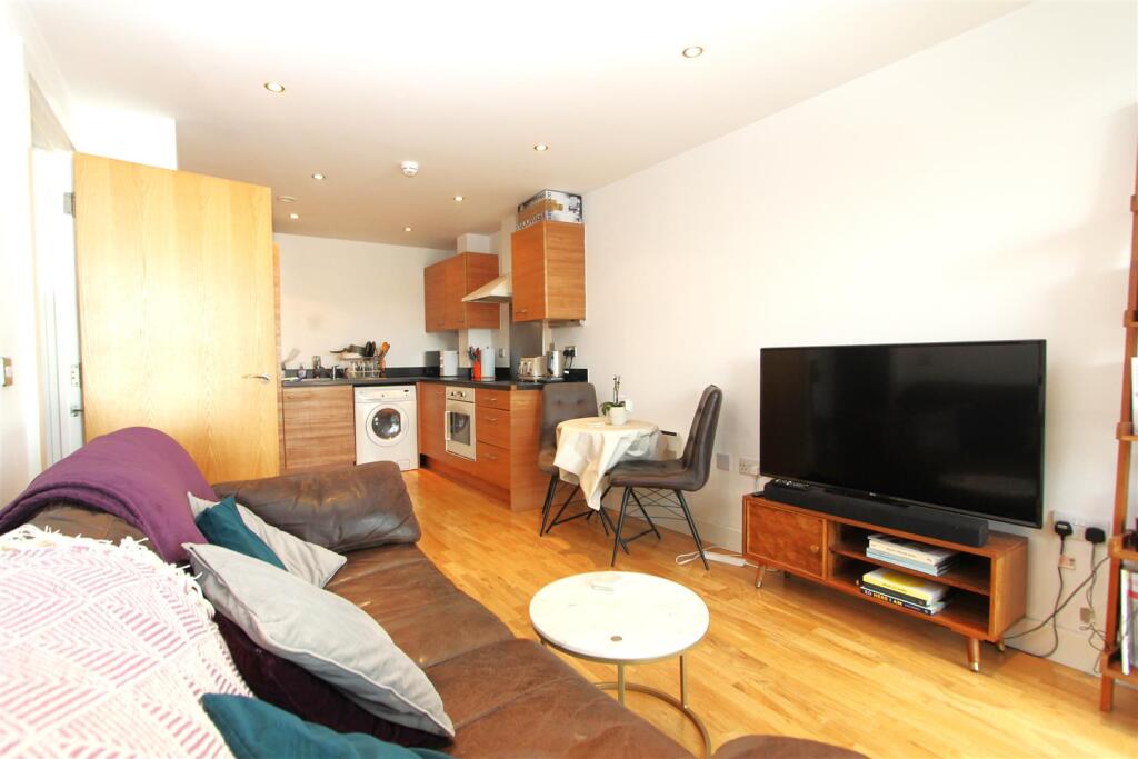 Living Room 2.JPG