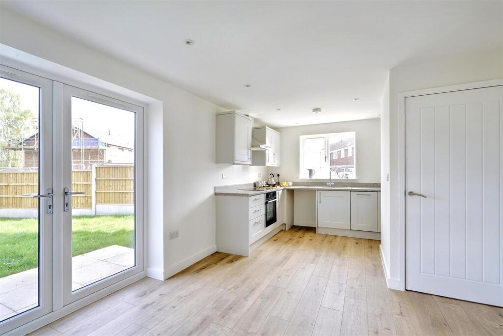 Living/Dining Kitchen