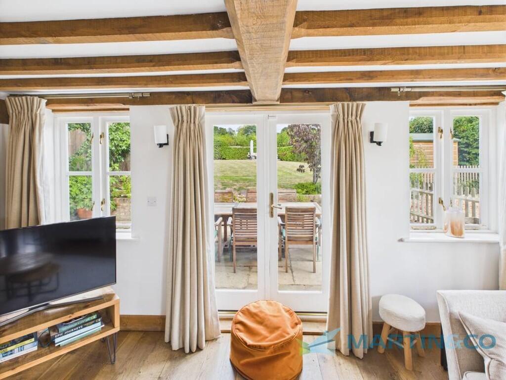 CAM02145G0-PR0073...