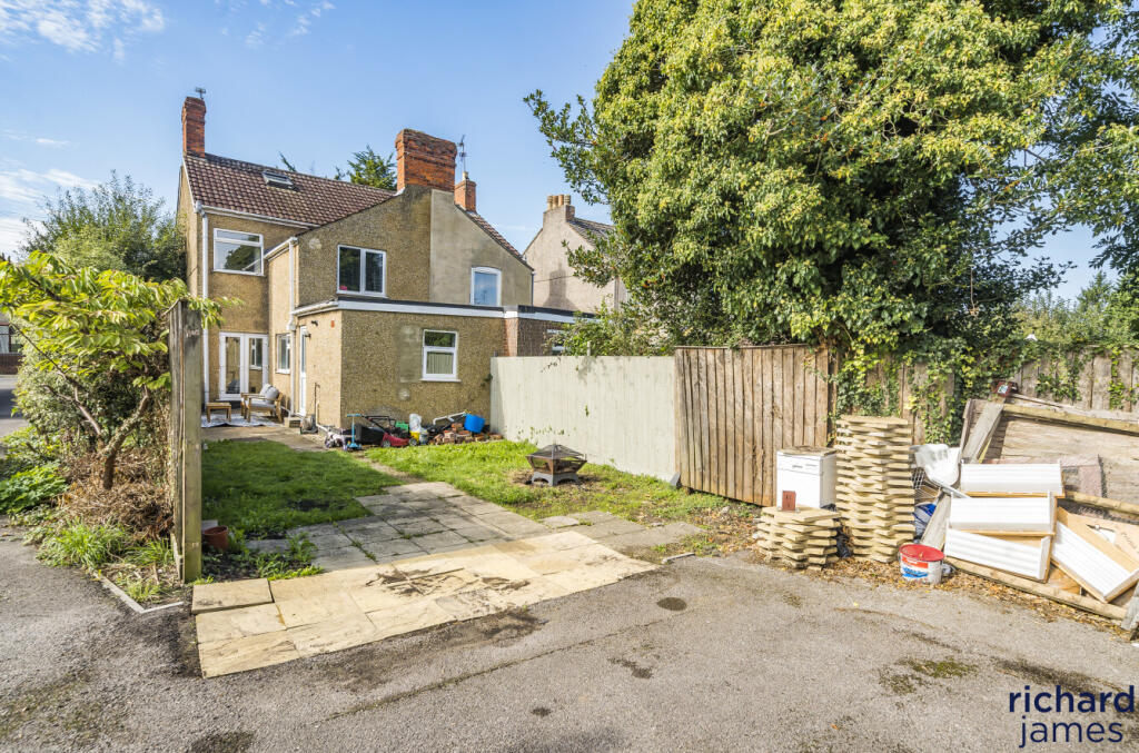 4edb2b24-d762-4b6...