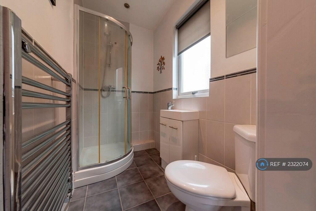 En Suite 1