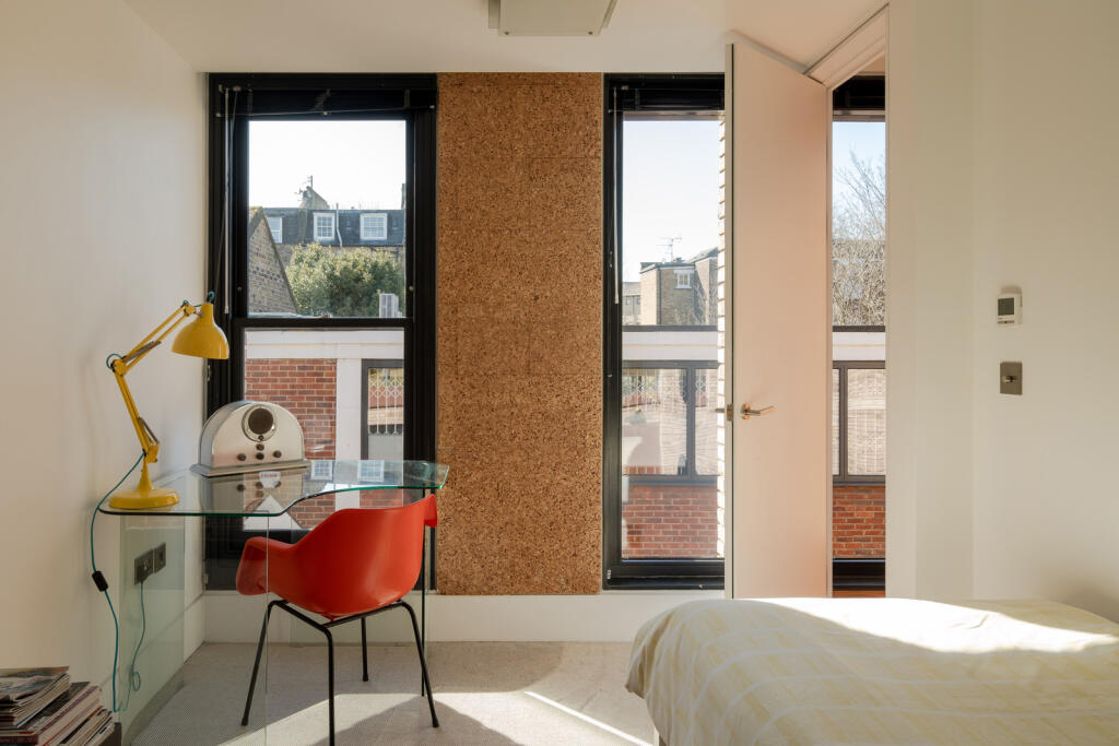 266067 - Prowse Place, London NW1 - high res - ...