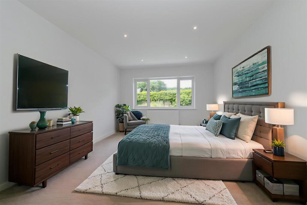 196aParkStreetLane-18 - Bedroom - Modern - 0.jpg