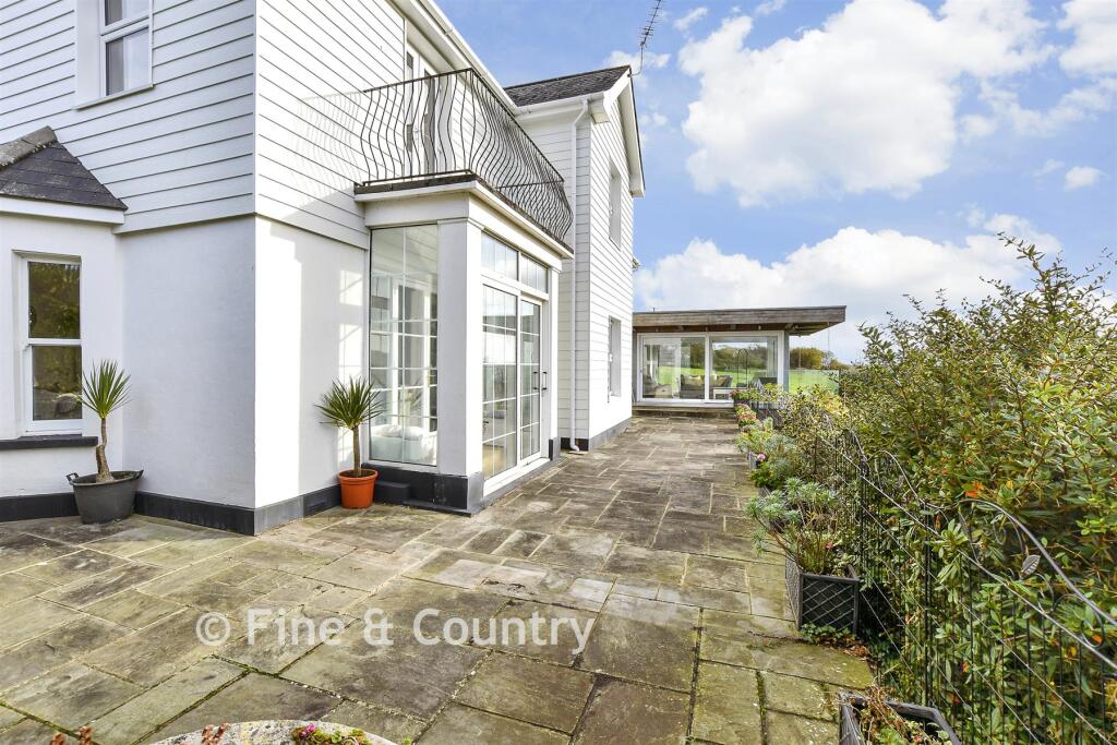 Patio / Decking