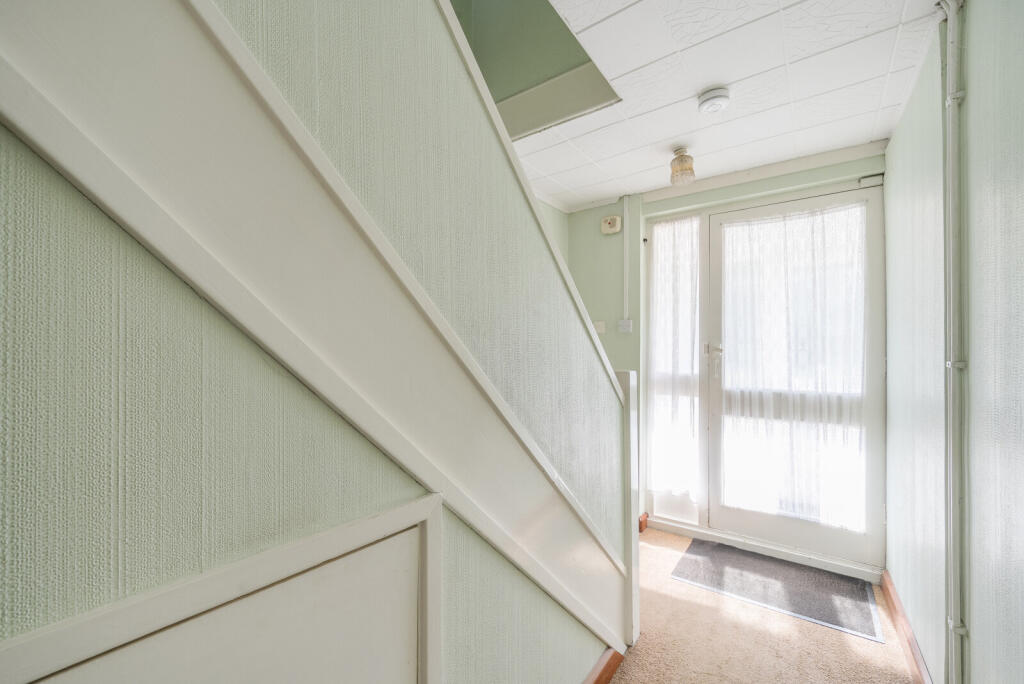 1296209-14-682b53...