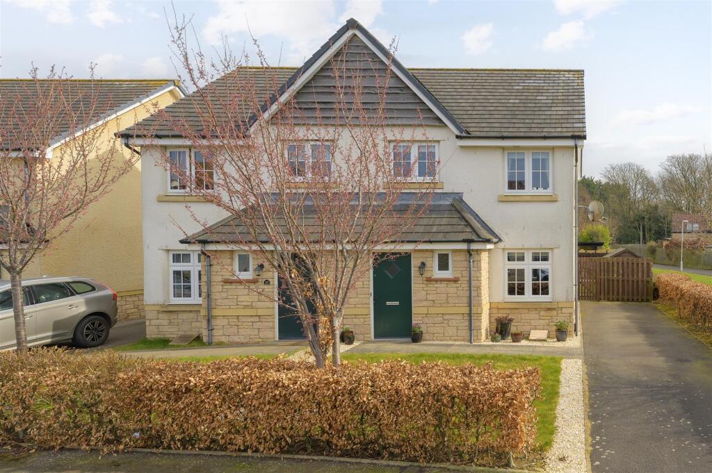 41 Middlebank Rise 002.jpg