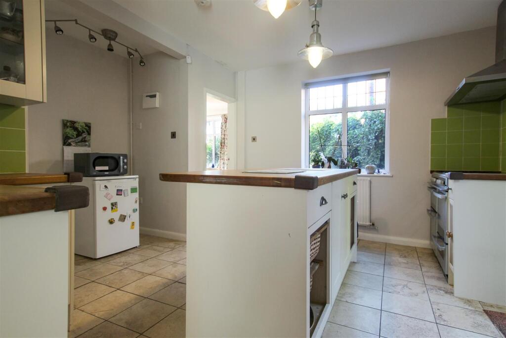 Kitchen-4-1.jpg