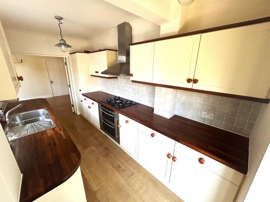 Kitchen 1 - edited .jpg
