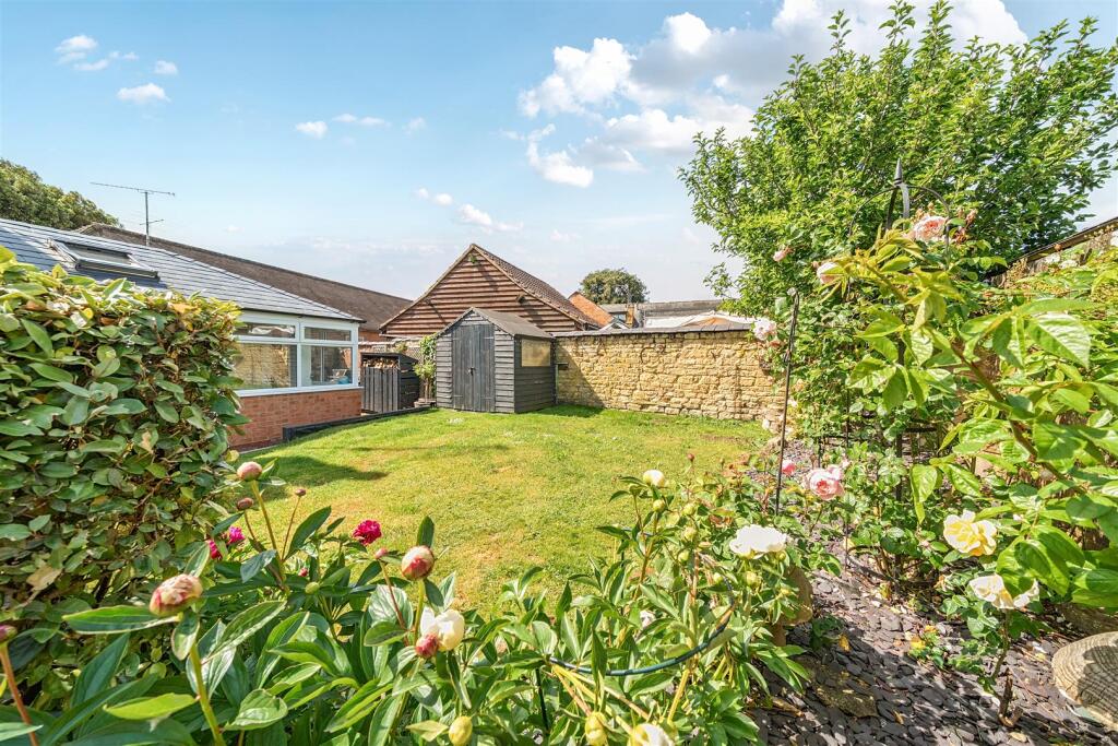 Rose Cottage, Browns Yard, Towcester (7).jpg