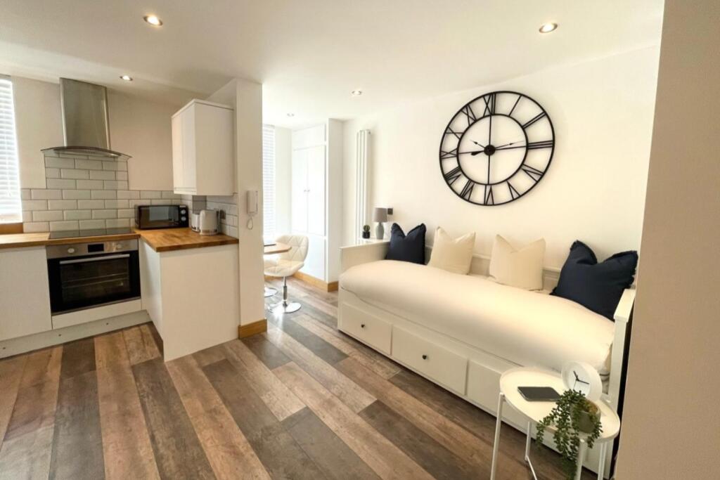 Flat 4 - One bed (3)