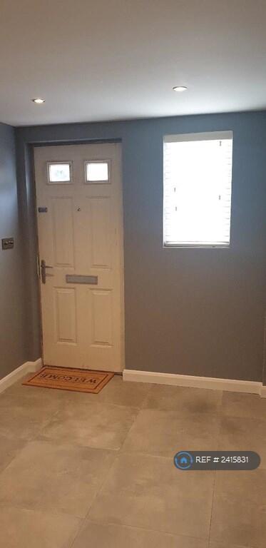 Ground Floor Entrance Lobby