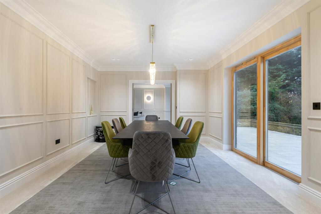 100464_Winkfield Hall North Street Winkfield (28)_