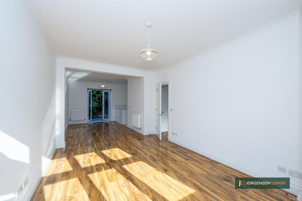 Cranbrook Road 81-002 LR - JT.jpg