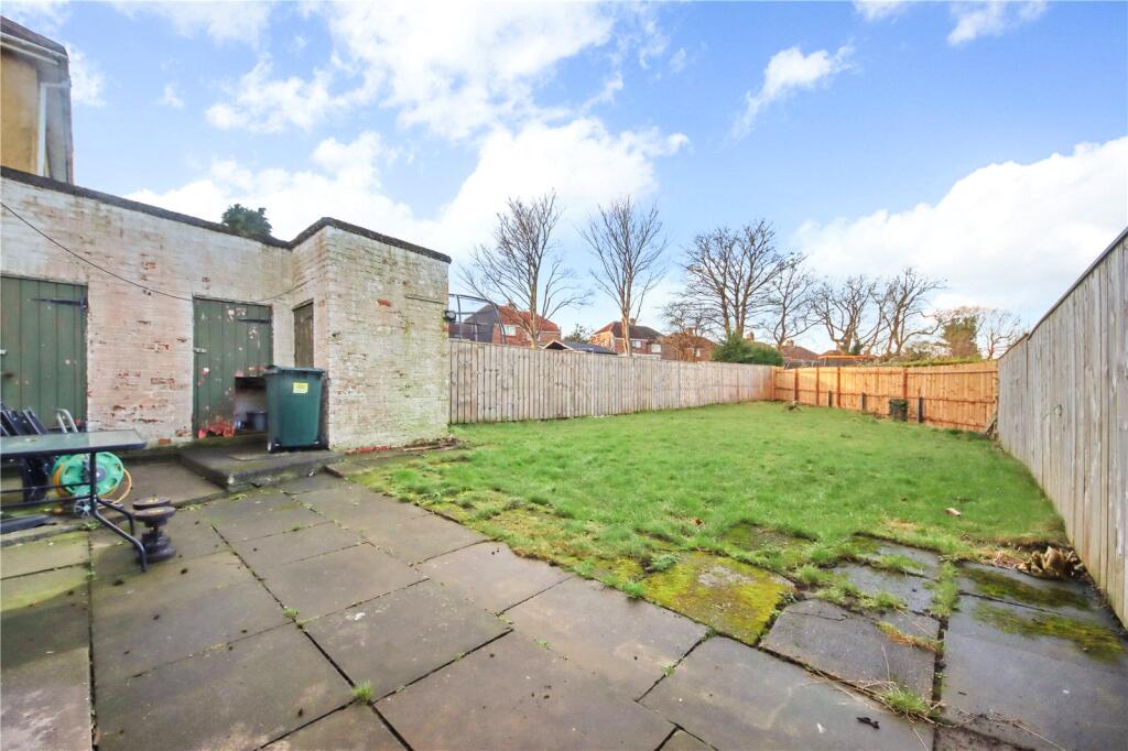 Large Rear Garden
